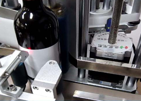 ���c��λ�N�˙C